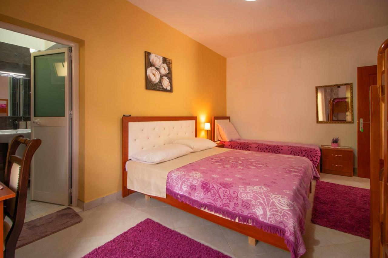 Kalaja Inn Krujë 外观 照片