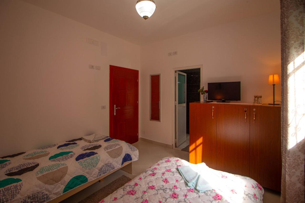 Kalaja Inn Krujë 外观 照片